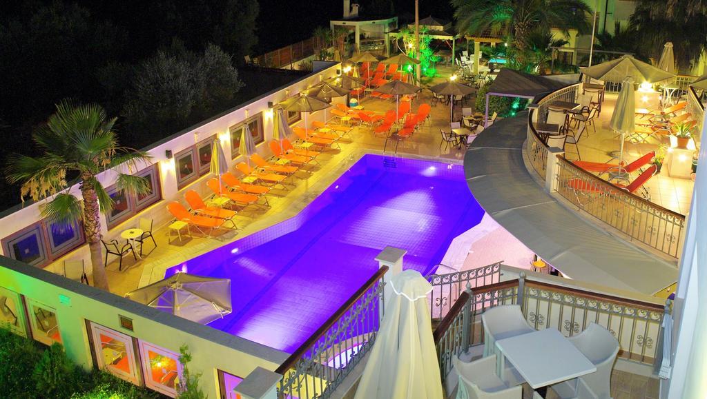 Bella Elena By Estia Aparthotel 3*