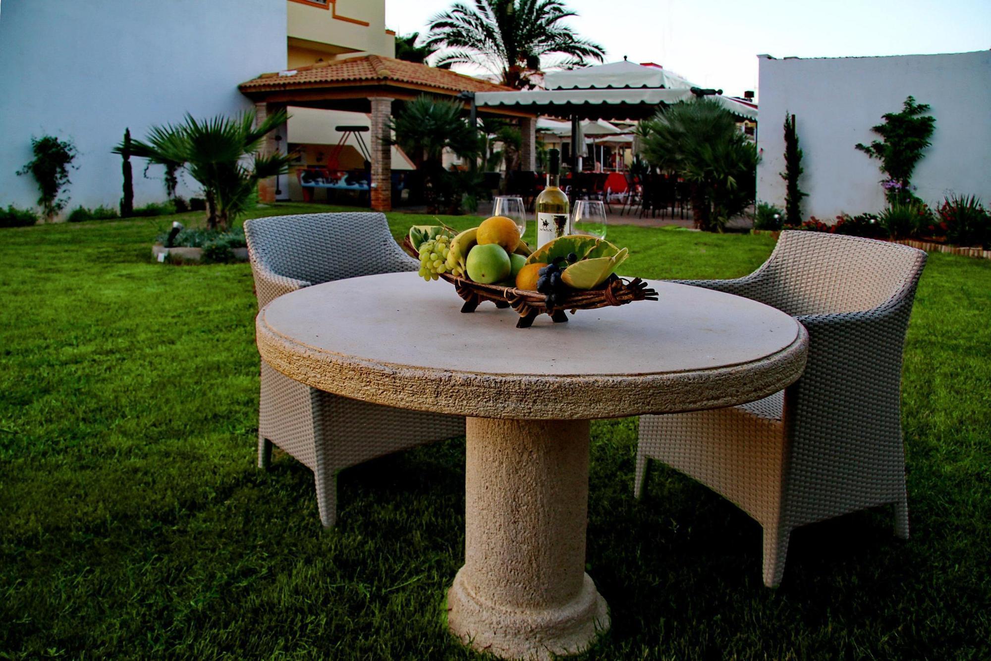 Bella Elena By Estia Aparthotel 3*